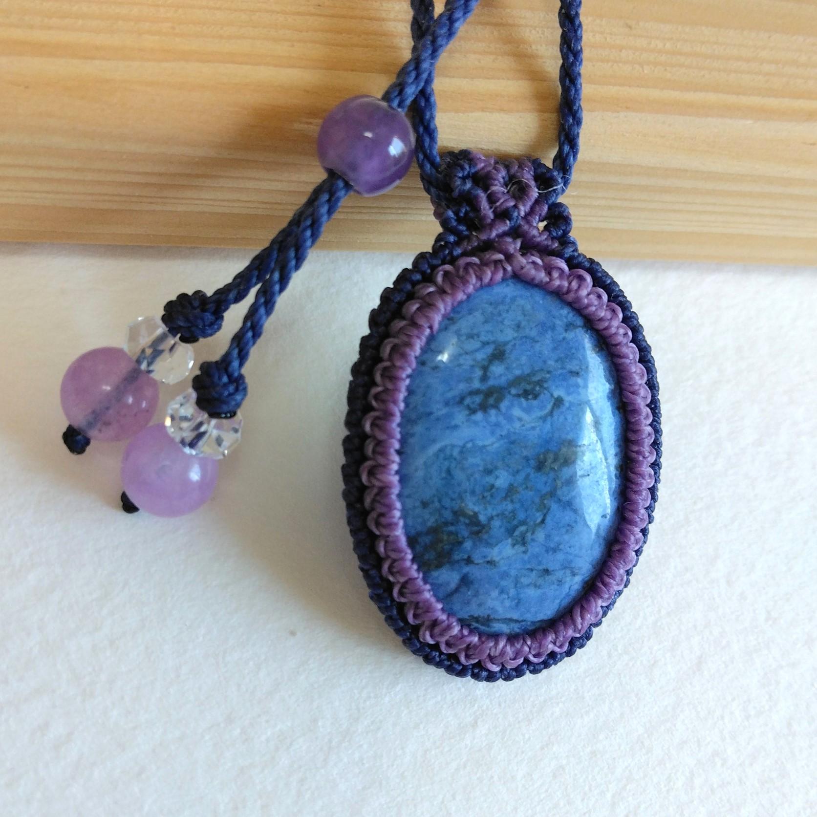 天然石ペンダント　デュモルチェライト　マクラメ編み　MP39 | 3枚目