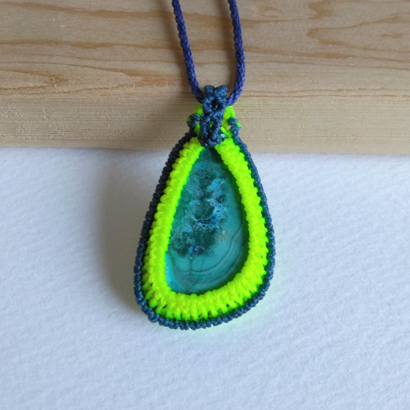 天然石ペンダント　クリソコラマラカイト　マクラメ編み　MP48 | 6枚目