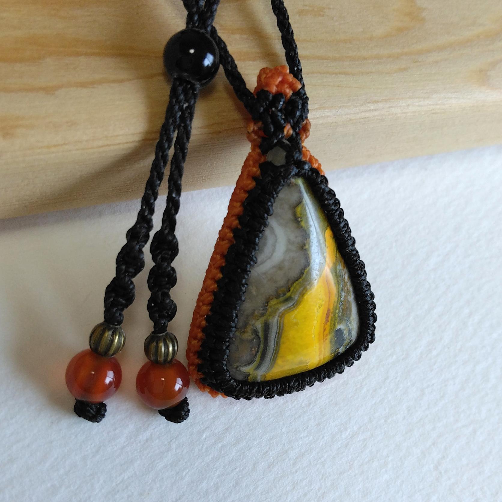 天然石ペンダント　バンブルビージャスパー　マクラメ編み　MP80 | 2枚目