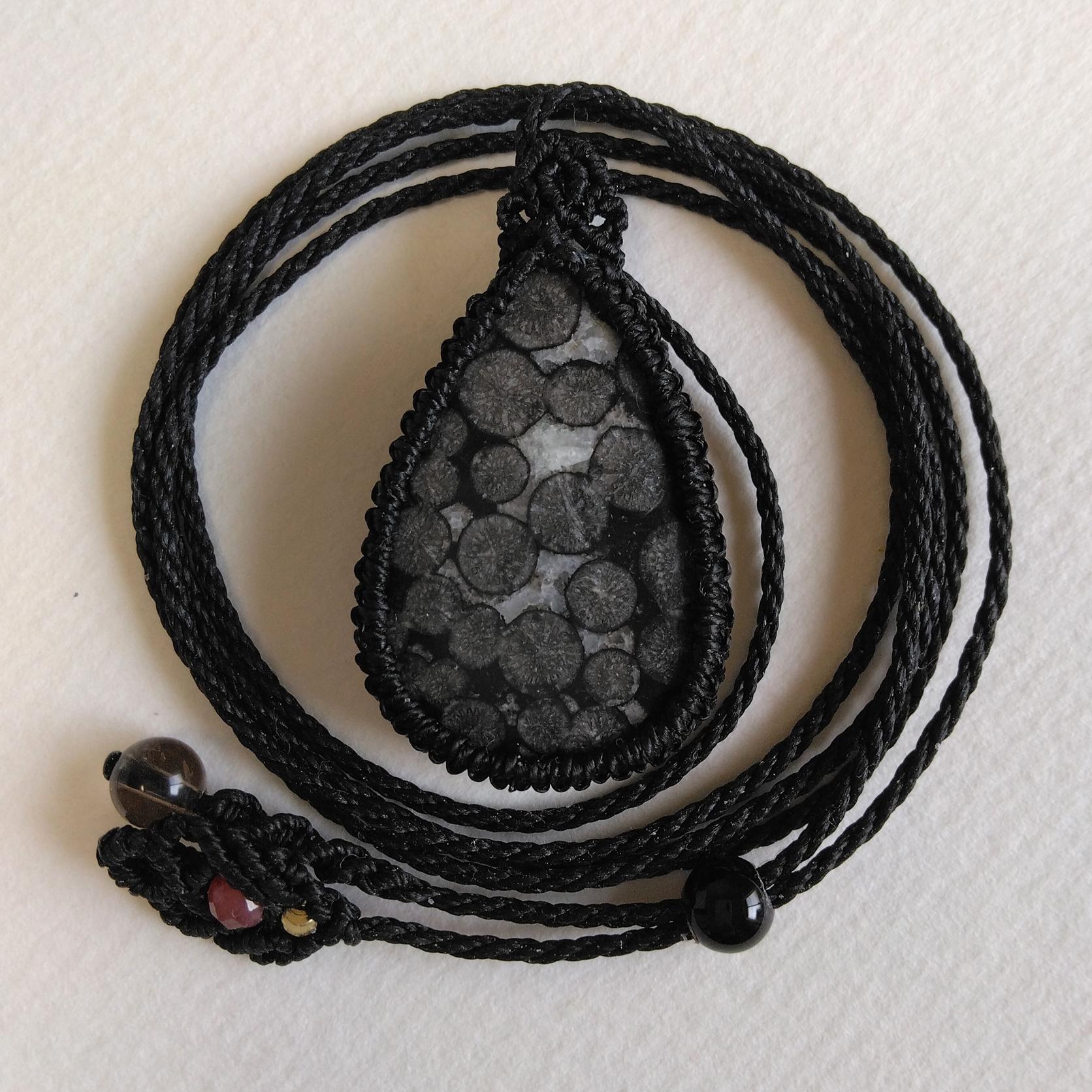 天然石ペンダント　フォッシルコーラル　マクラメ編み　MP82 | 4枚目