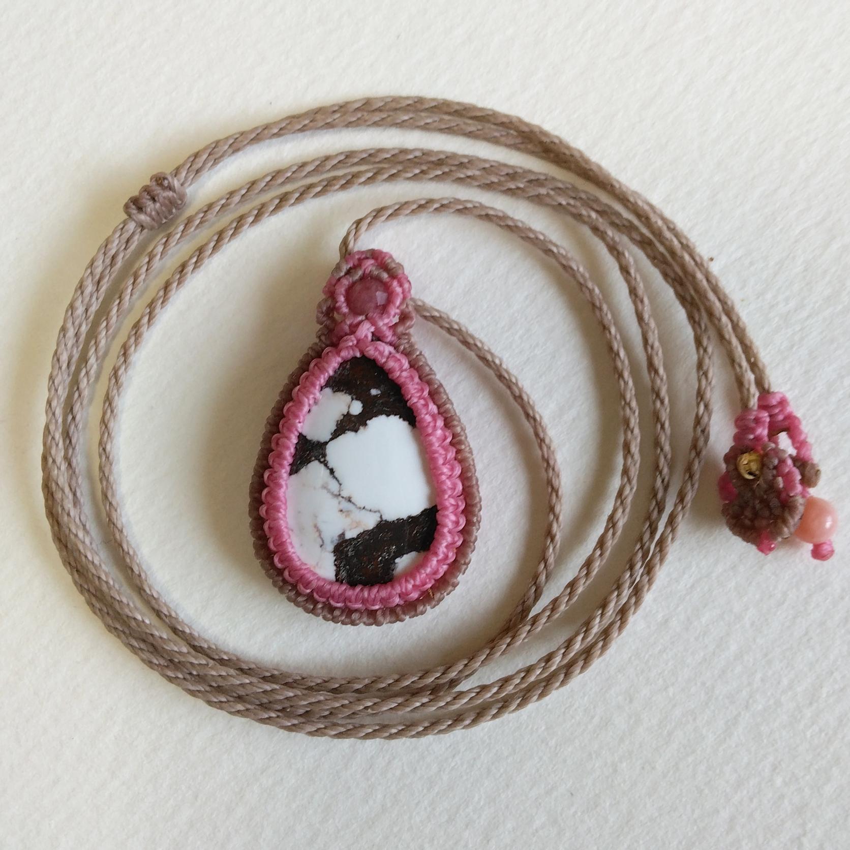 天然石ペンダント　ホワイトホース　マクラメ編み　MP88 | 4枚目